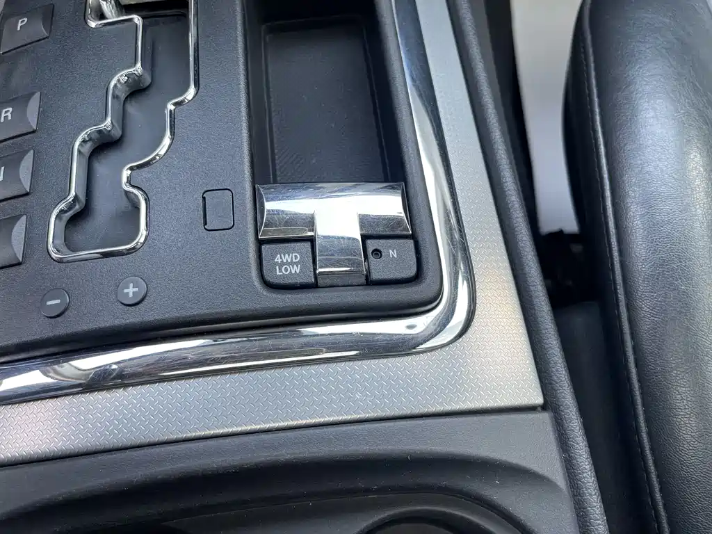 Jeep Grand Cherokee 2009 — фото 23