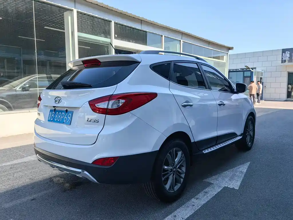 Hyundai ix35 2015 — фото 4
