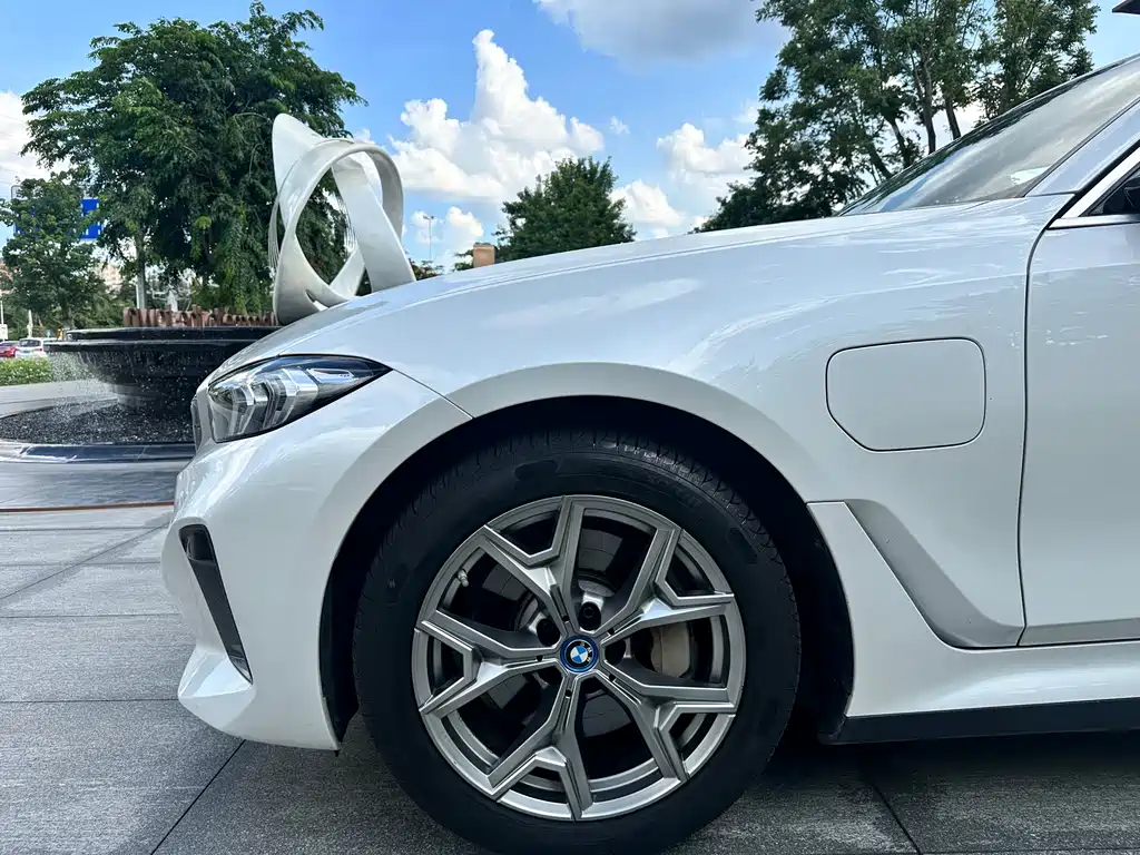 BMW i3 2023 — фото 11