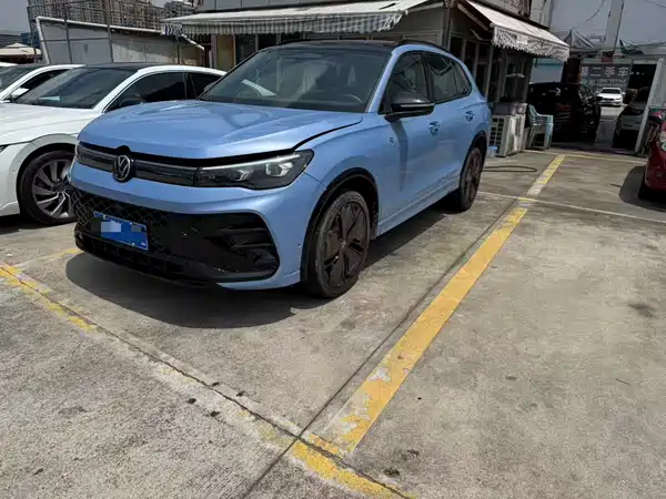 Volkswagen Tiguan L 2024