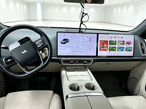 Li Auto L6 2024