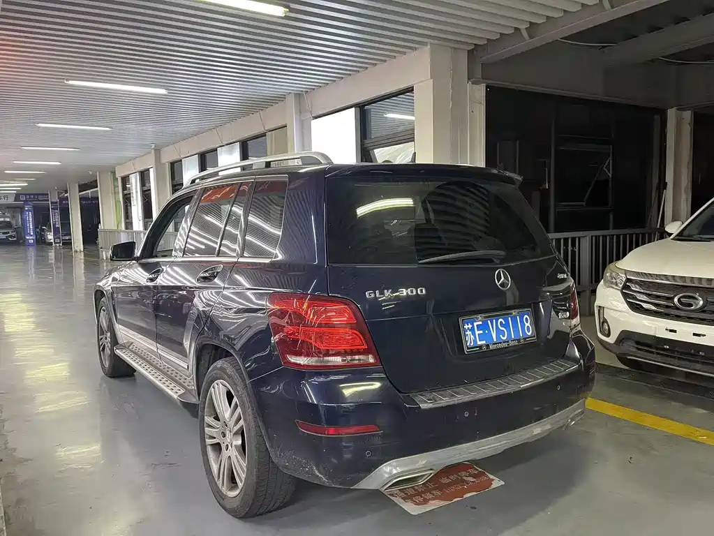 Mercedes-Benz GLK-Class 2012