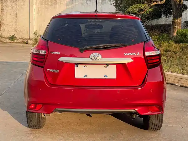 Toyota Yaris L 2020