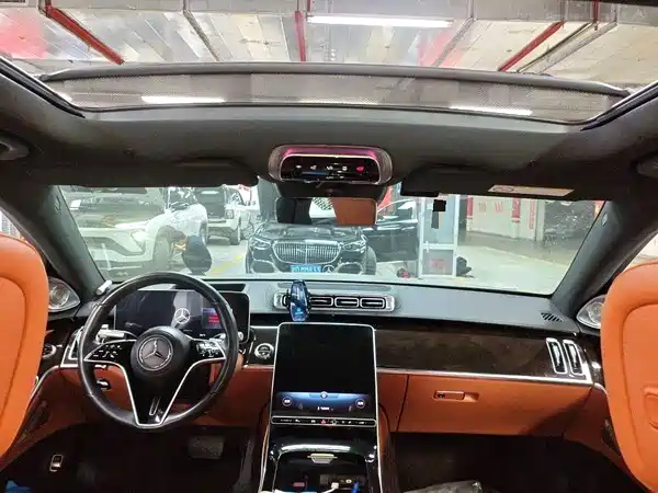 Mercedes-Benz S-Class 2021