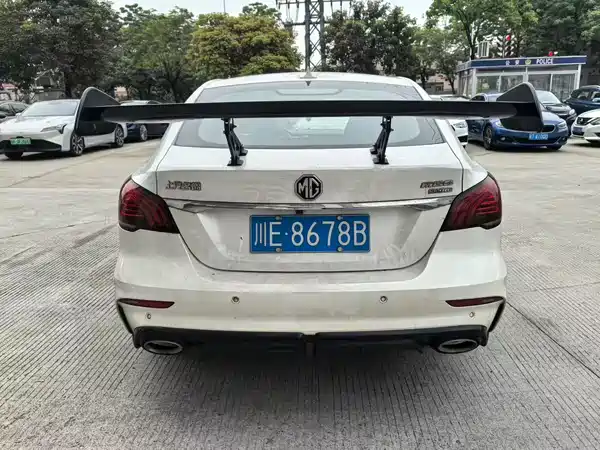 MG MG6 2021
