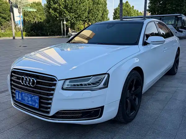 Audi A8 2013
