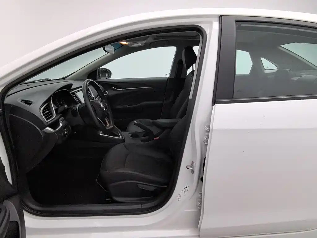 Buick Excelle GT 2021 — фото 10