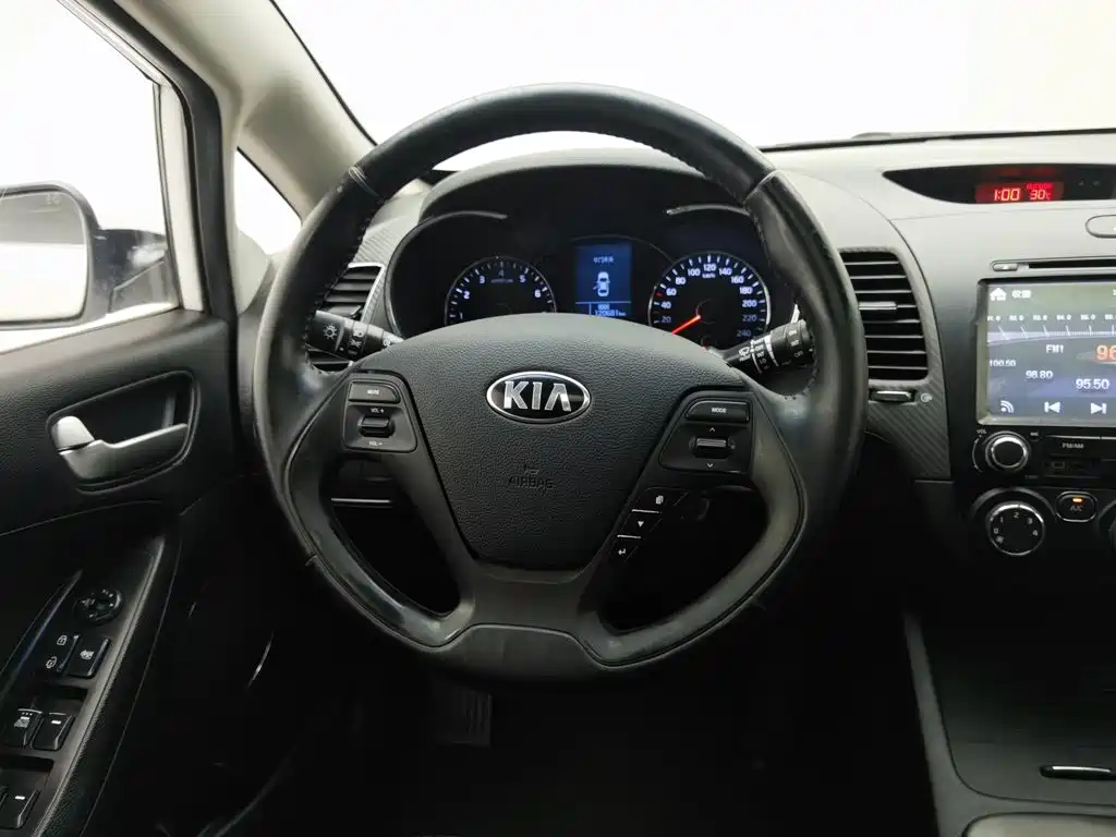 Kia K3S 2014 — фото 11