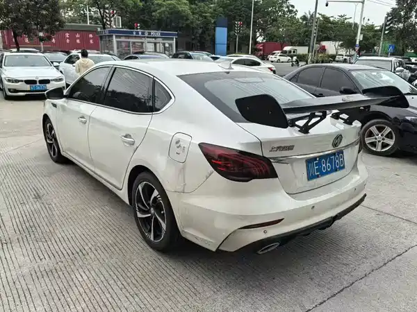 MG MG6 2021