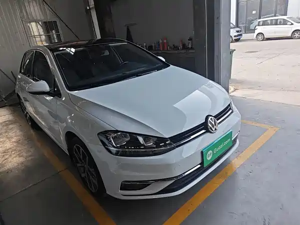 Volkswagen Golf 2020