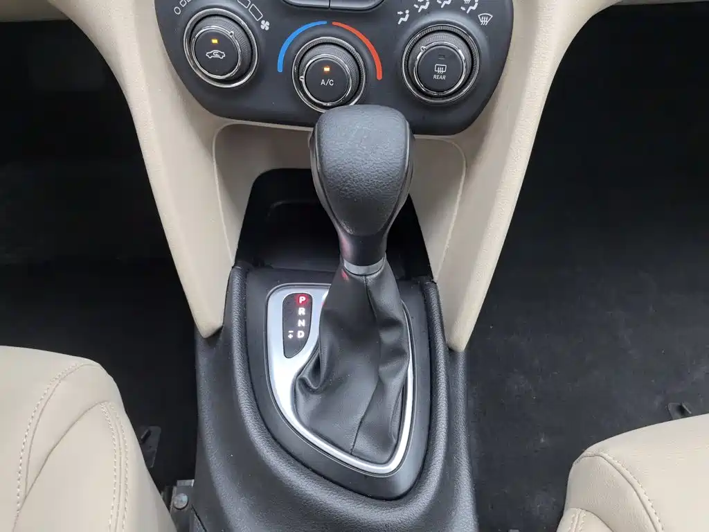 Fiat Viaggio 2014 — фото 13