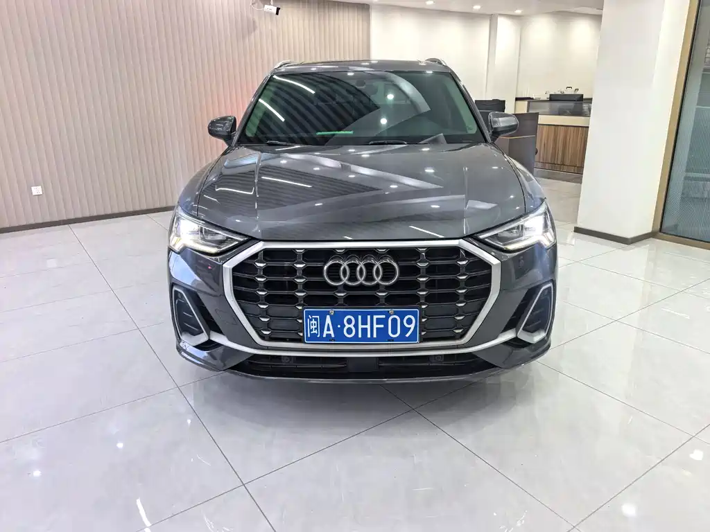 Audi Q3 2023 — фото 2