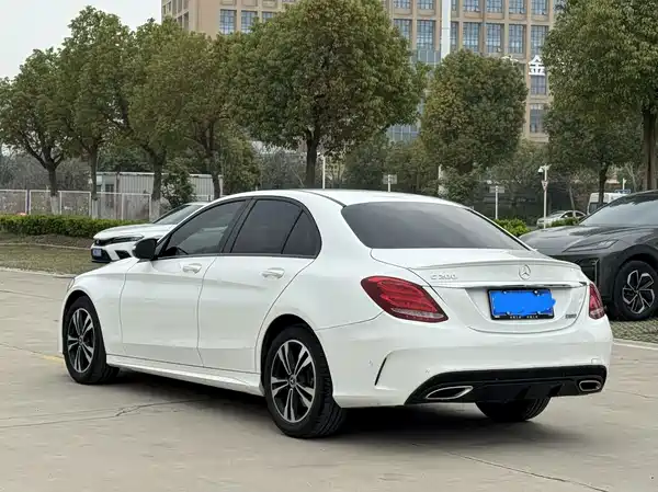 Mercedes-Benz C-Class 2018