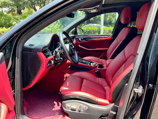 Porsche Macan 2022