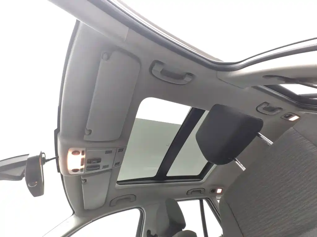 BMW X1 2014 — фото 14