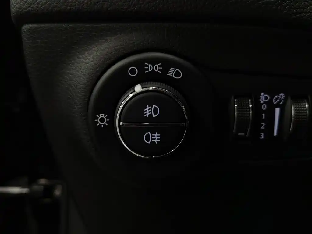 Jeep Compass 2020 — фото 21