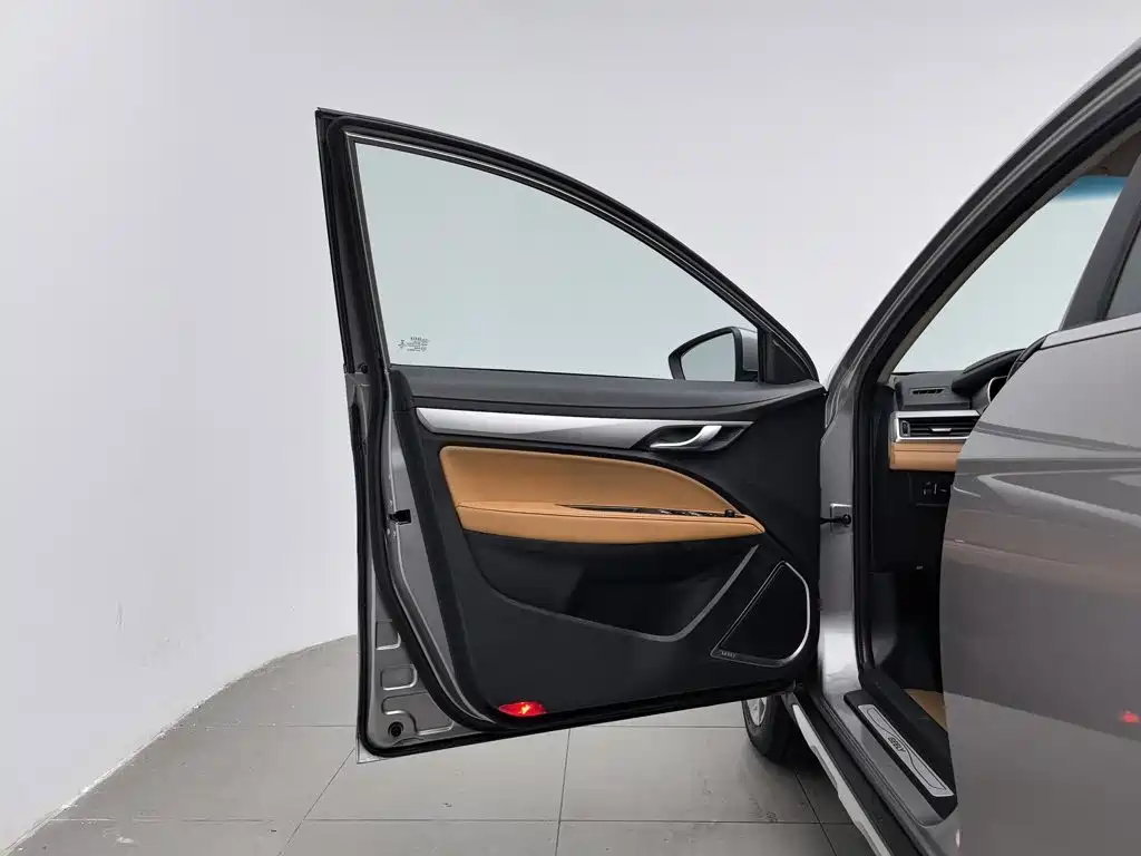 Geely Vision S1 2018 — фото 8
