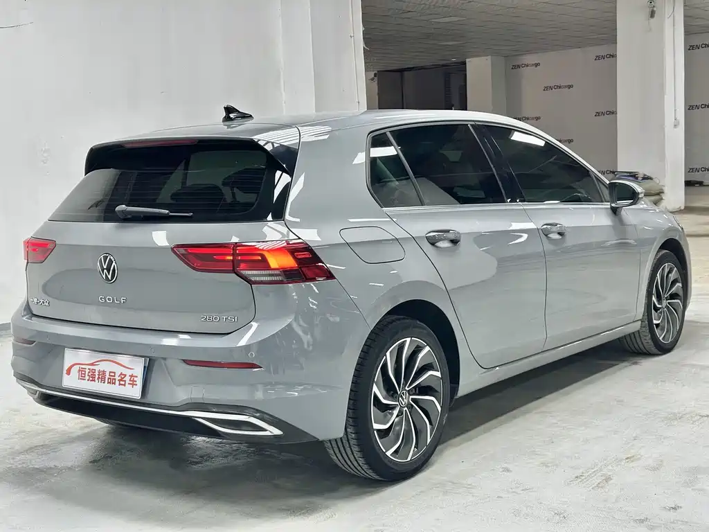 Volkswagen Golf 2022