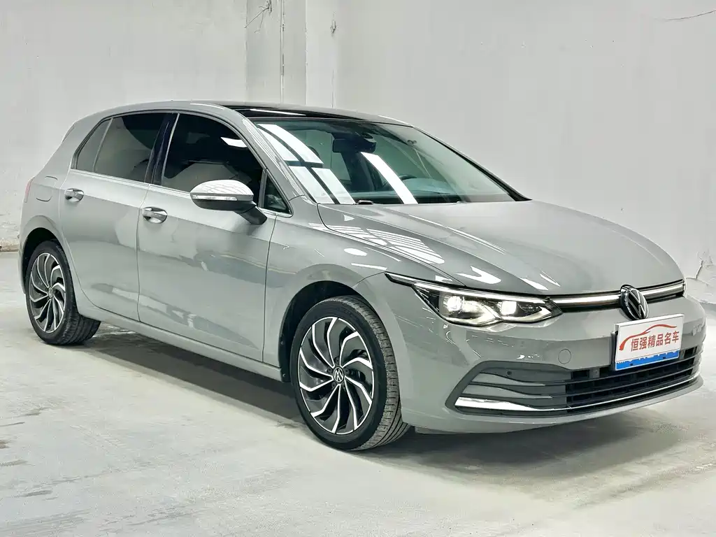 Volkswagen Golf 2022
