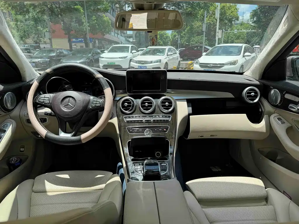 Mercedes-Benz C-Class 2016 — фото 9