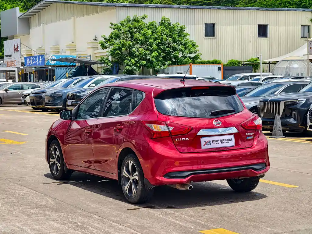 Nissan Tiida 2020