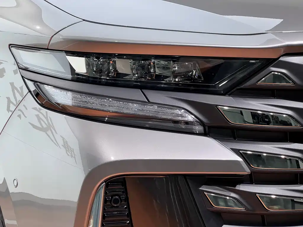 Toyota Vellfire 2025 — фото 5