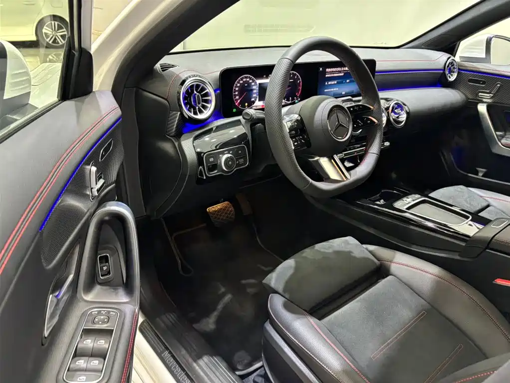 Mercedes-Benz A-Class 2026 — фото 15