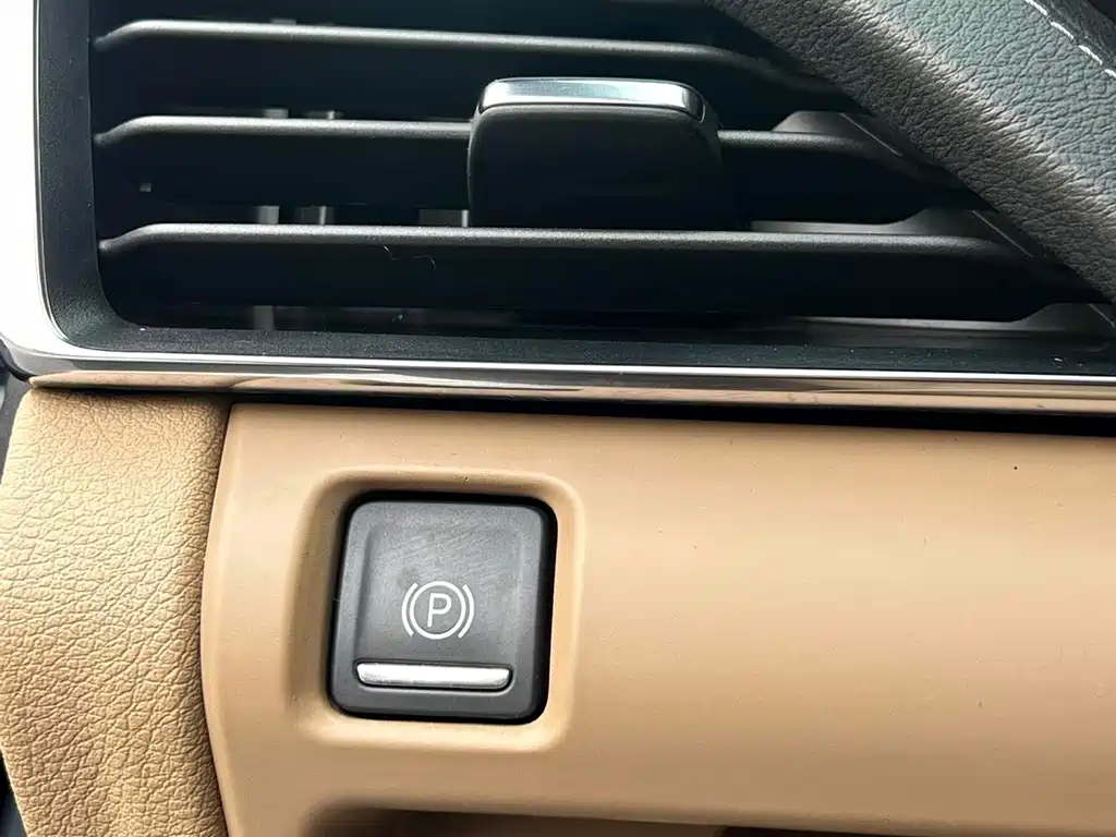 Cadillac CT5 2022 — фото 20