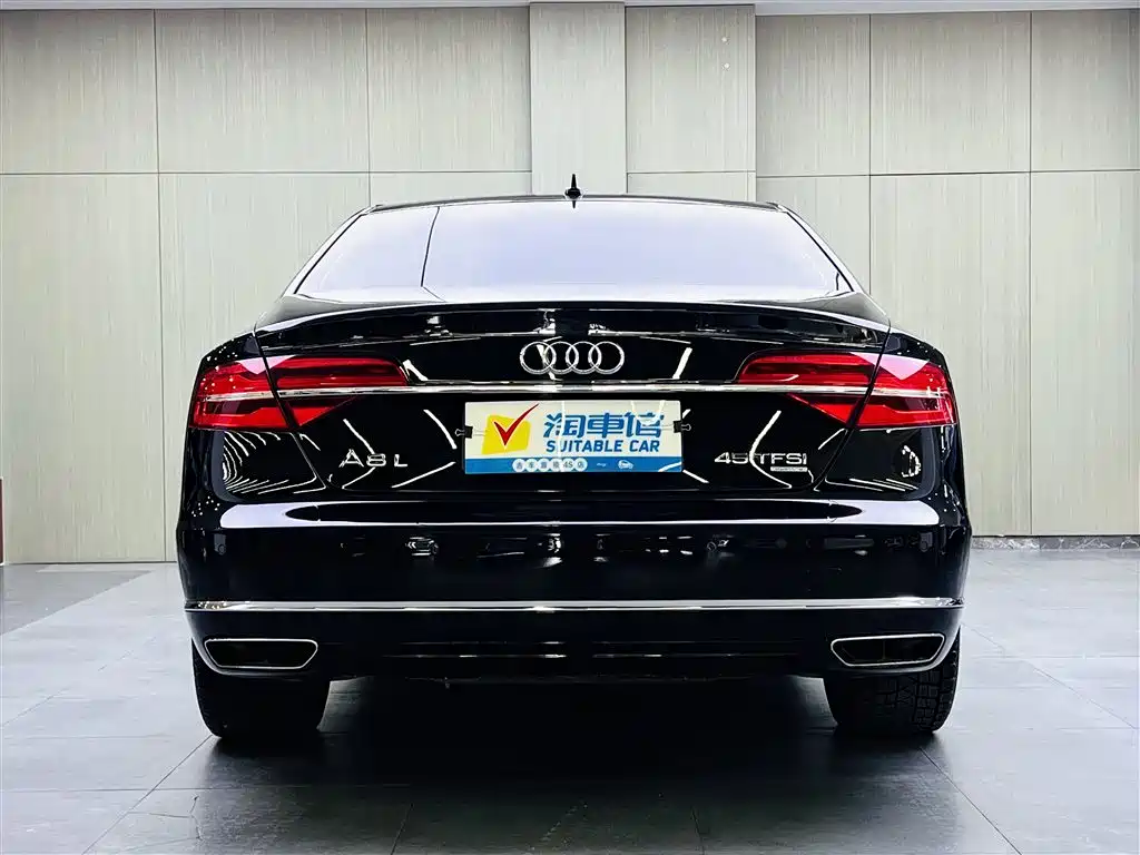 Audi A8 2015 — фото 5