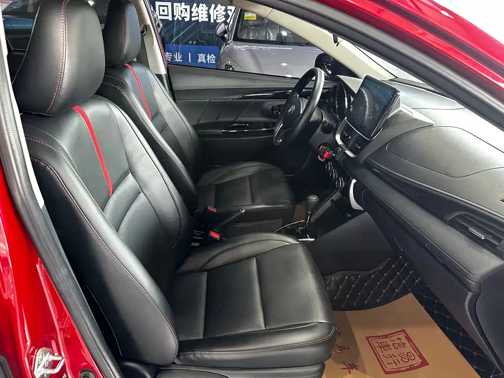 Toyota Yaris L 2021 — фото 5
