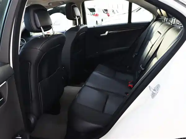 Mercedes-Benz C-Class 2012