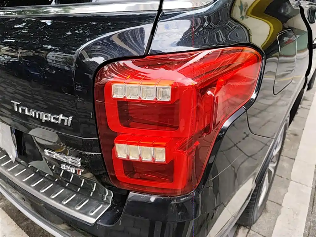GAC Motor Trumpchi GS8 2019 — фото 8