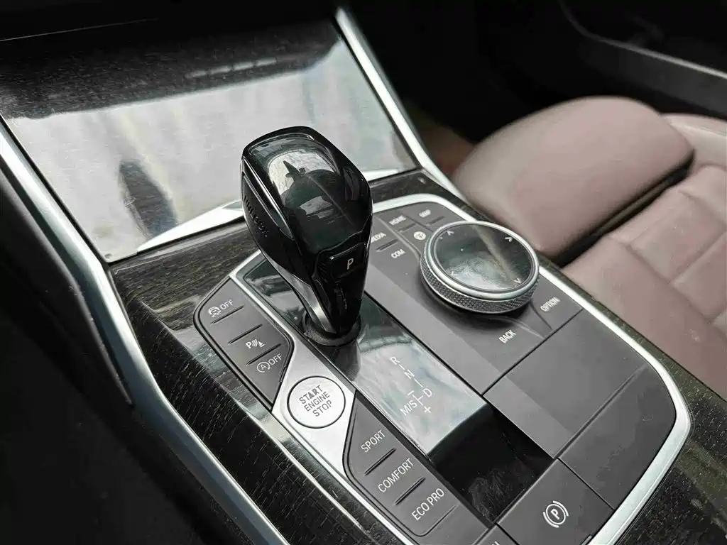 BMW 3 Series 2020 — фото 12