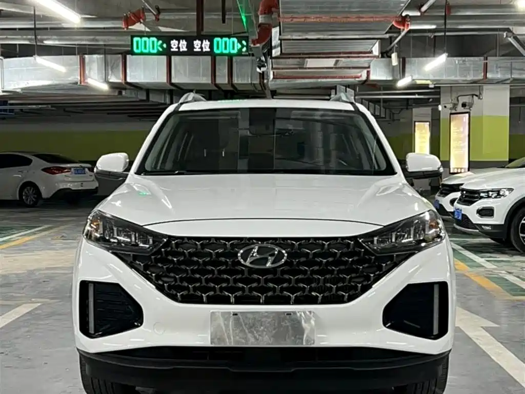 Hyundai ix35 2022 — фото 3