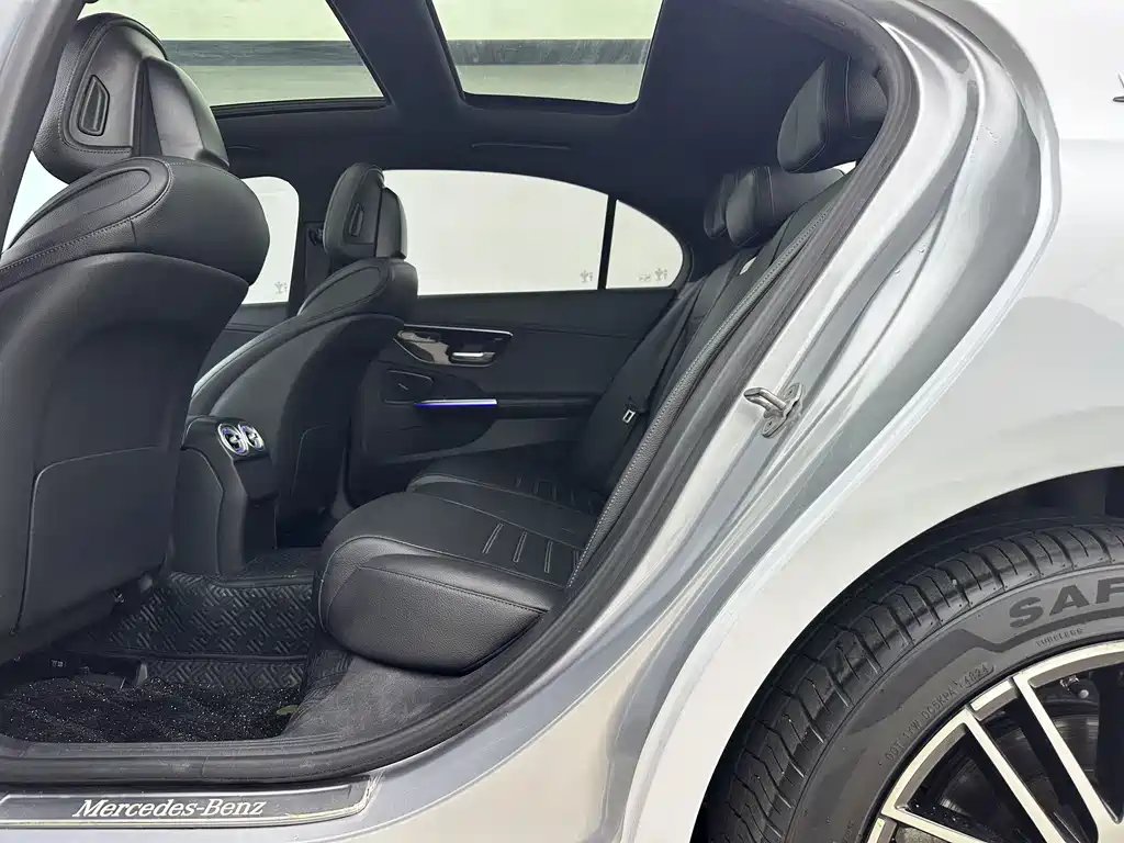 Mercedes-Benz C-Class 2021 — фото 11