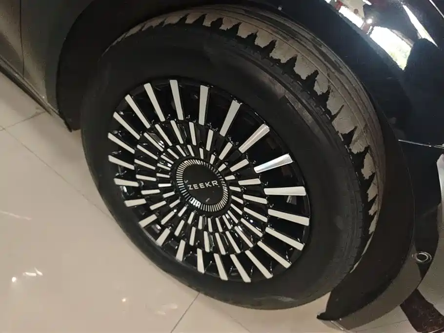 Zeekr 009 2023
