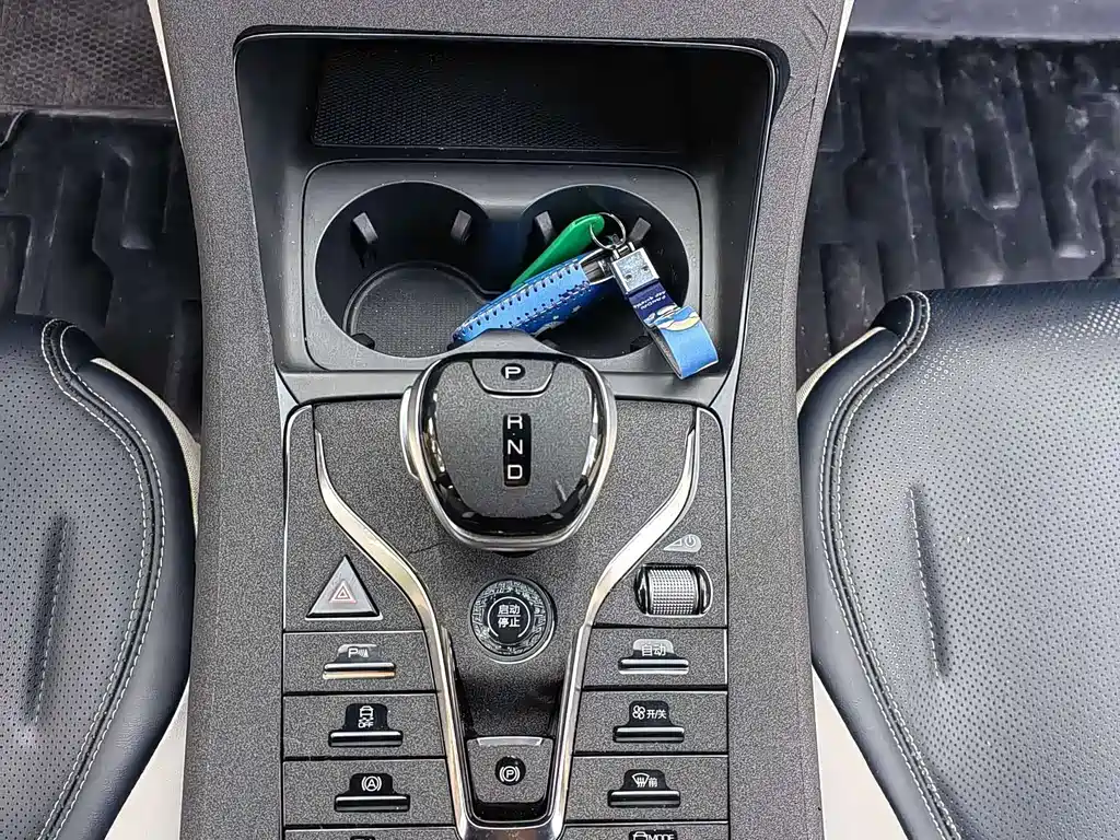 BYD Qin PLUS 2023 — фото 17
