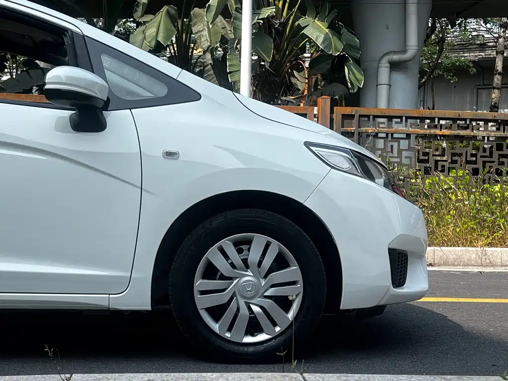 Honda Fit 2017 — фото 9