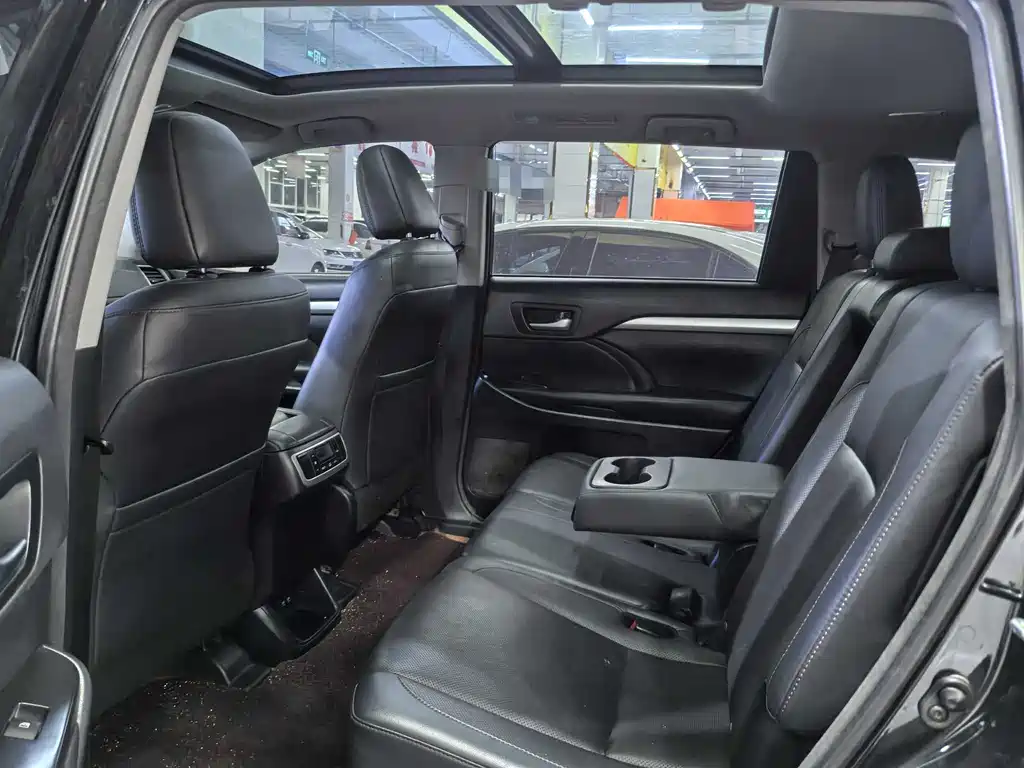 Toyota Highlander 2019