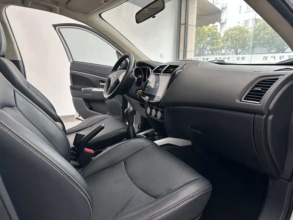 Mitsubishi ASX 2018 — фото 4