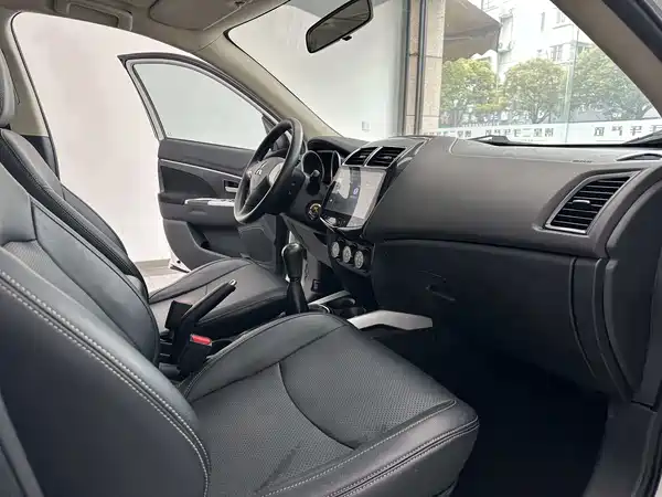 Mitsubishi Jinxuan ASX 2018