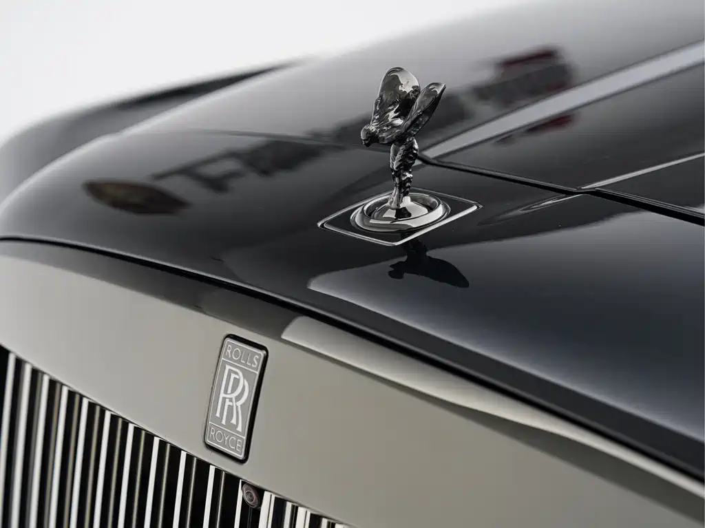 Rolls-Royce Cullinan 2022 — фото 11