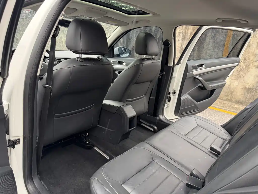 Volkswagen Gran Lavida 2018 — фото 10