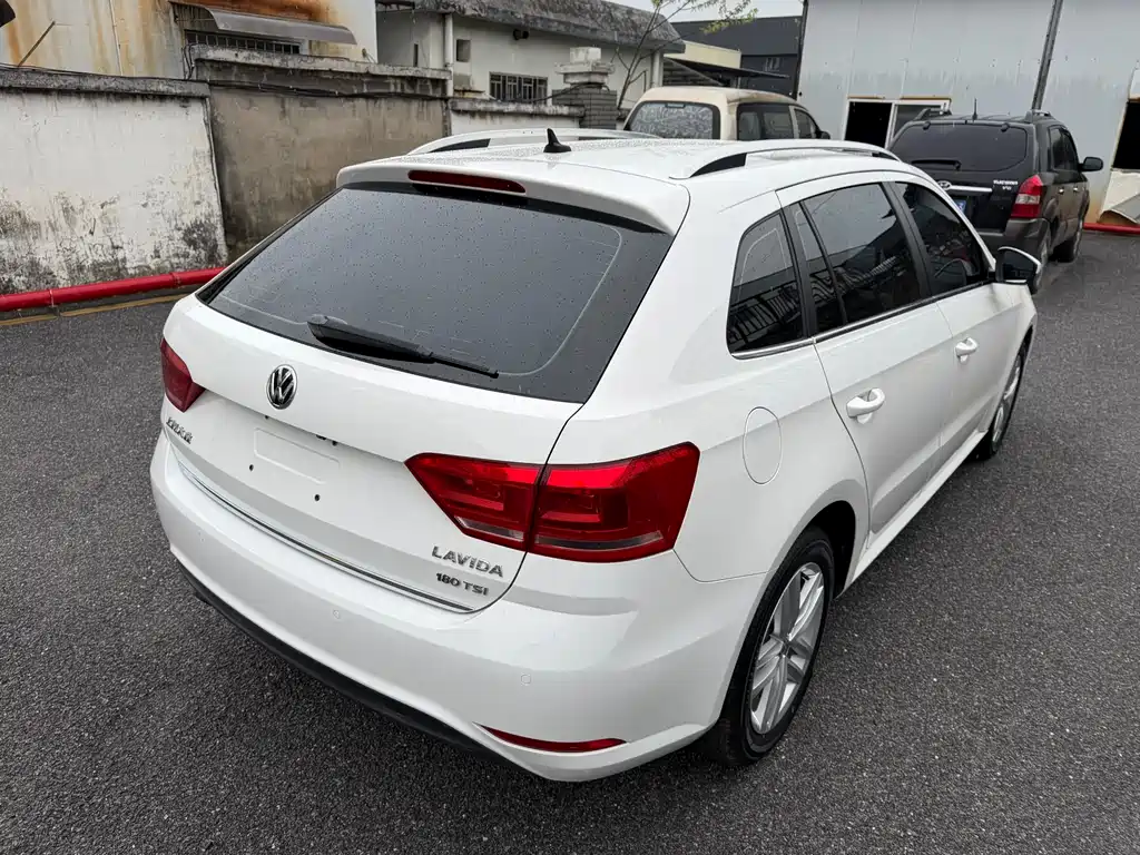 Volkswagen Gran Lavida 2018 — фото 5