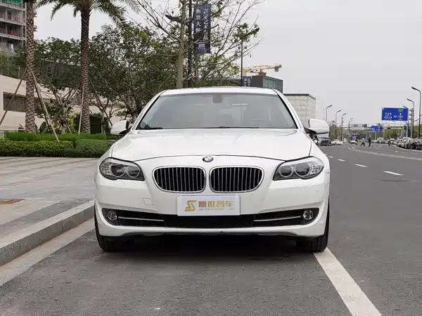 BMW 5 Series 2012