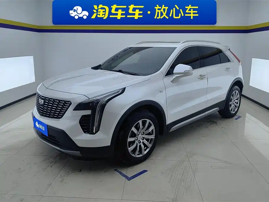 Cadillac XT4 2022 — фото 1