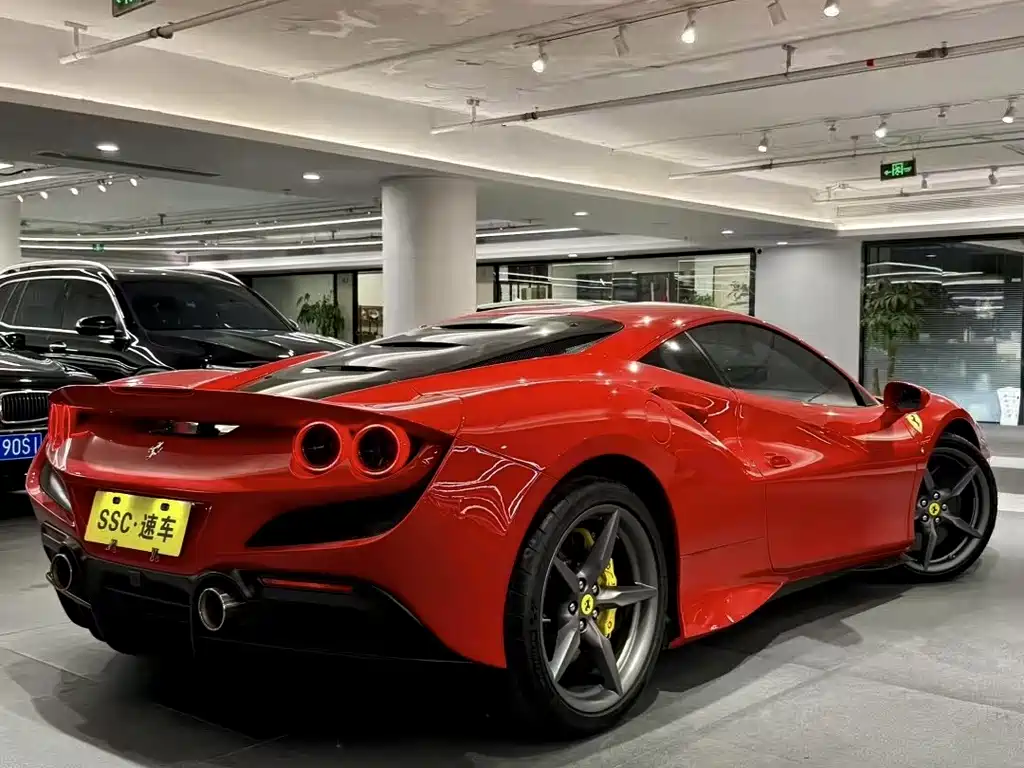 Ferrari F8 2023 — фото 4