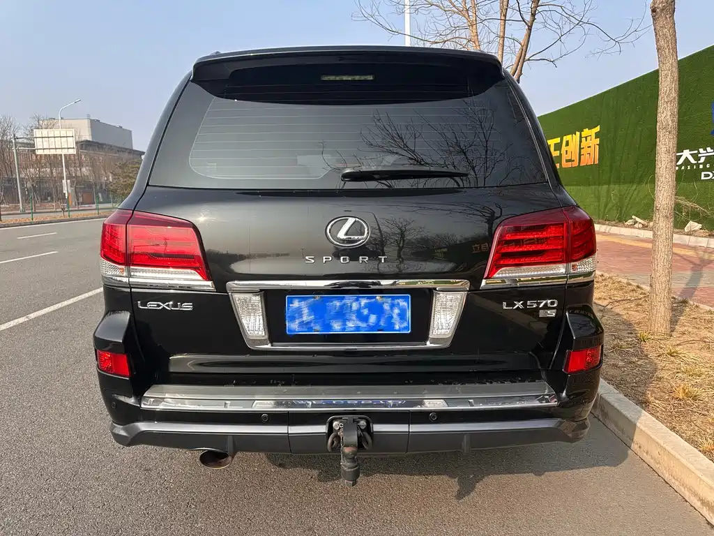 Lexus LX 2015 — фото 6