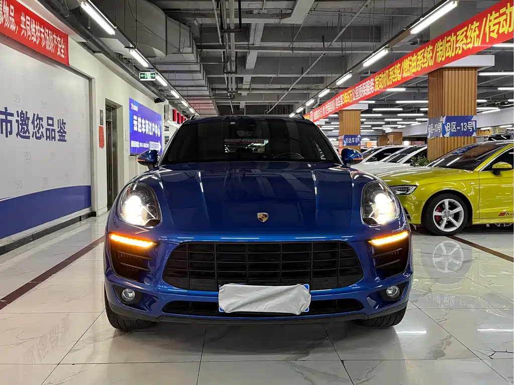 Porsche Macan 2017 — фото 1