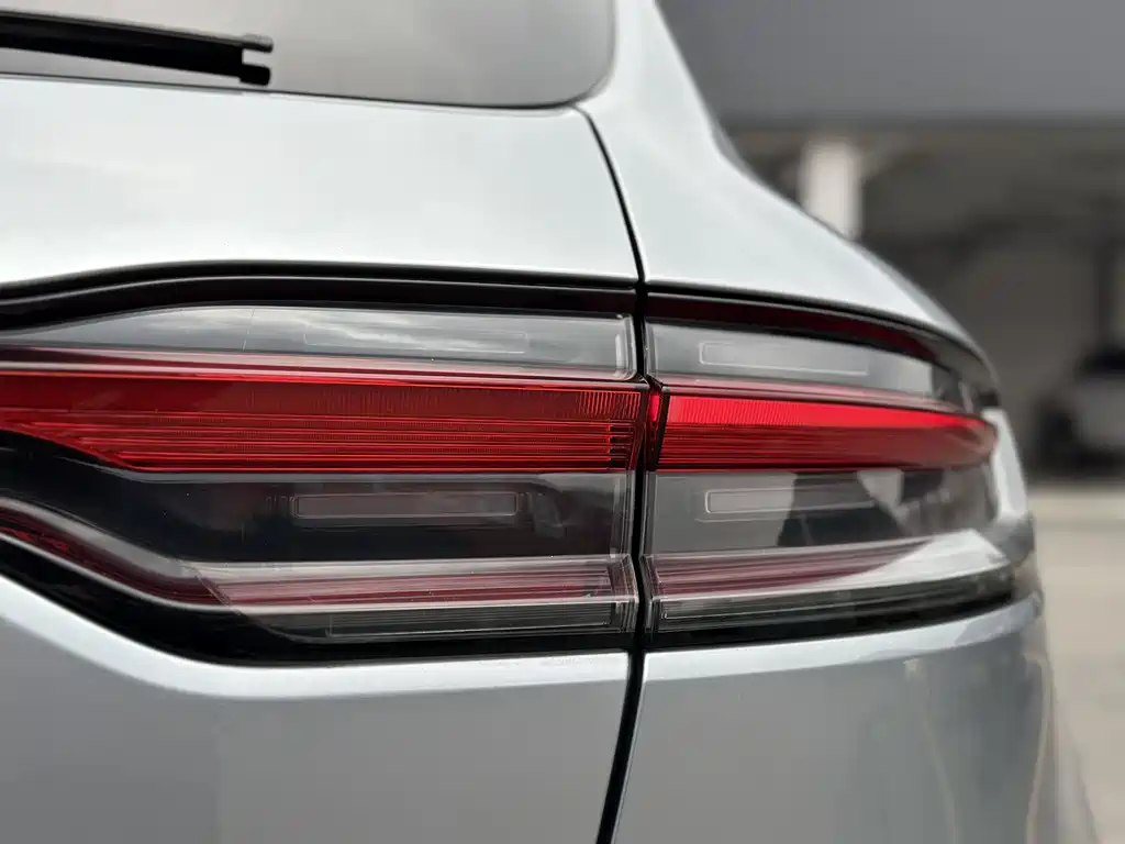 Porsche Macan 2019 — фото 5